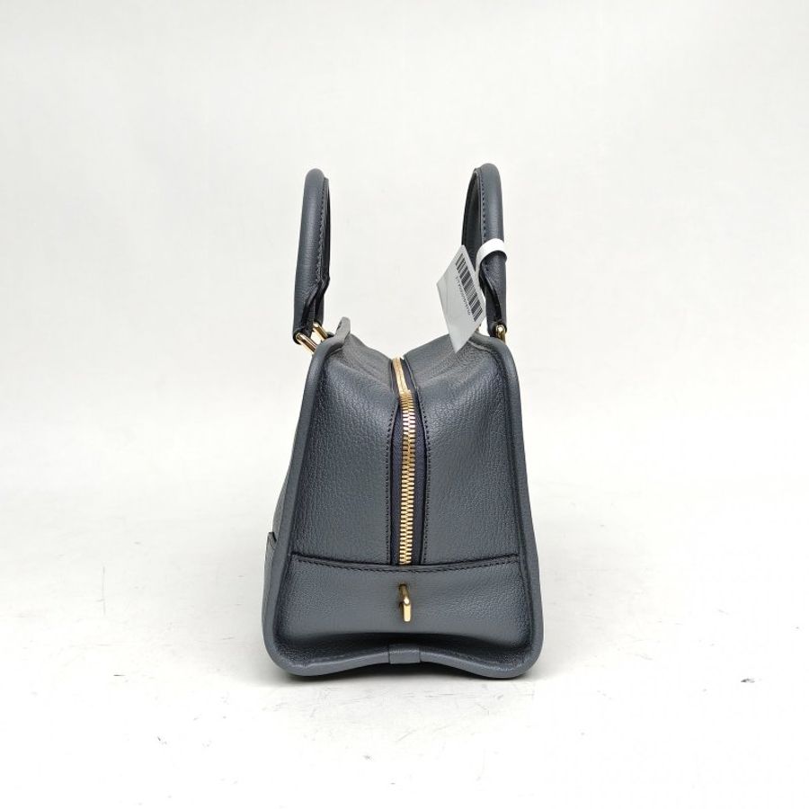 LOEWE Amazona29Bag灰色牛皮革金扣肩背包-3