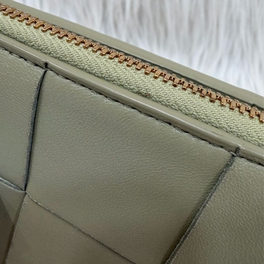 BV 742698 Cassette Small Bi-Fold Wallet 短夾-11