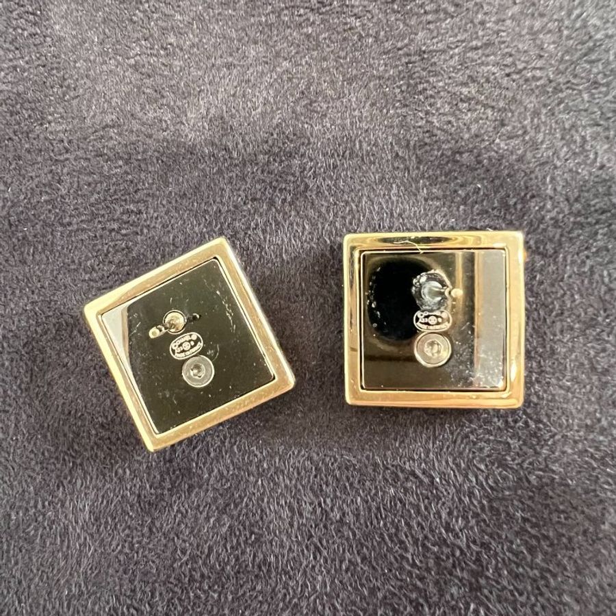 CHANEL 淡金方框耳環-3