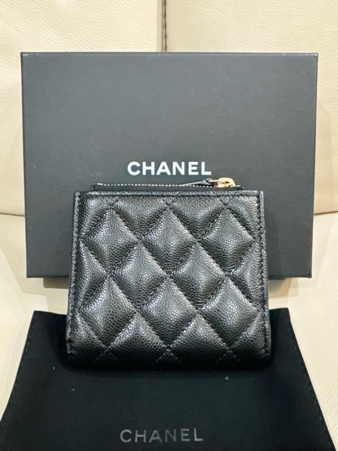 Chanel 香奈兒 黑色對開短夾/黑色淡金款/荔枝牛皮/全新閒置美品-2