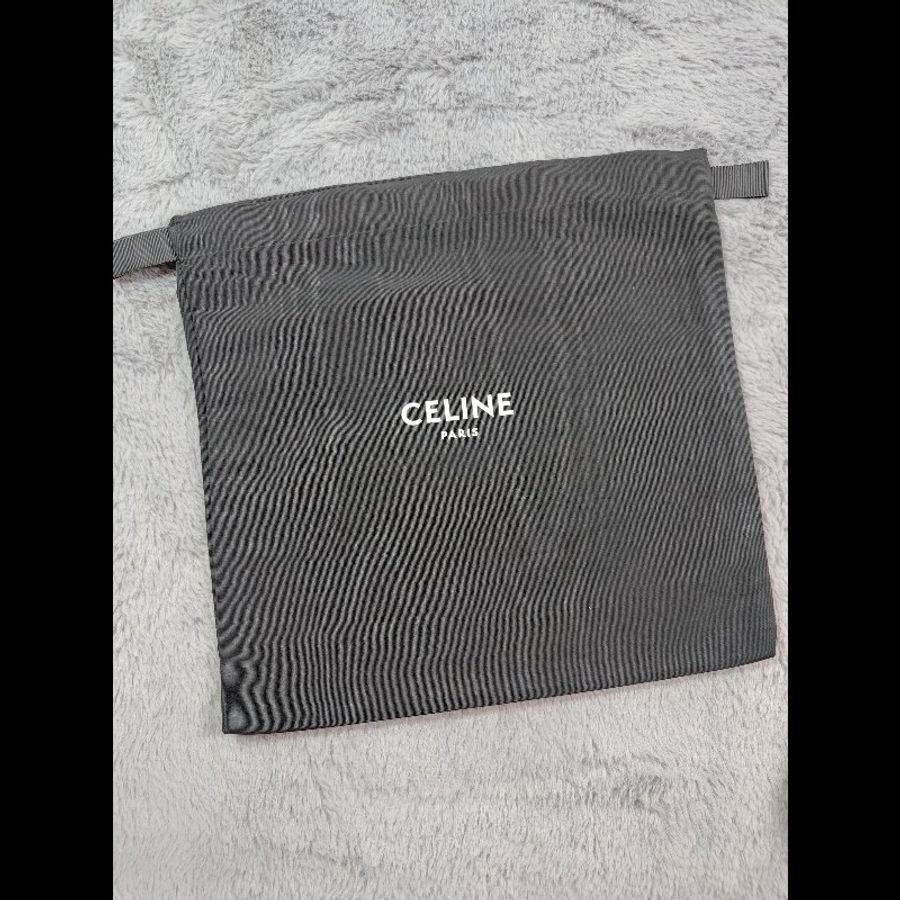 CELINE Claude / Triomphe 系列亮面小牛皮金釦肩背包(黑色)-15