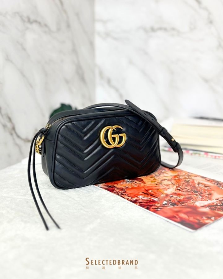 Gucci 雙 G Marmont 中號相機包-0