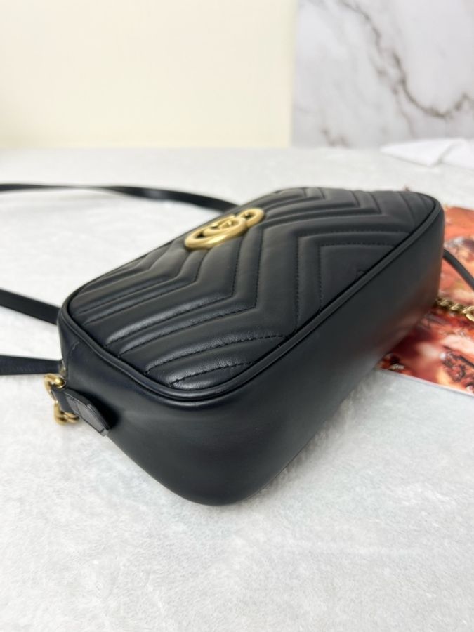 Gucci 雙 G Marmont 中號相機包-13