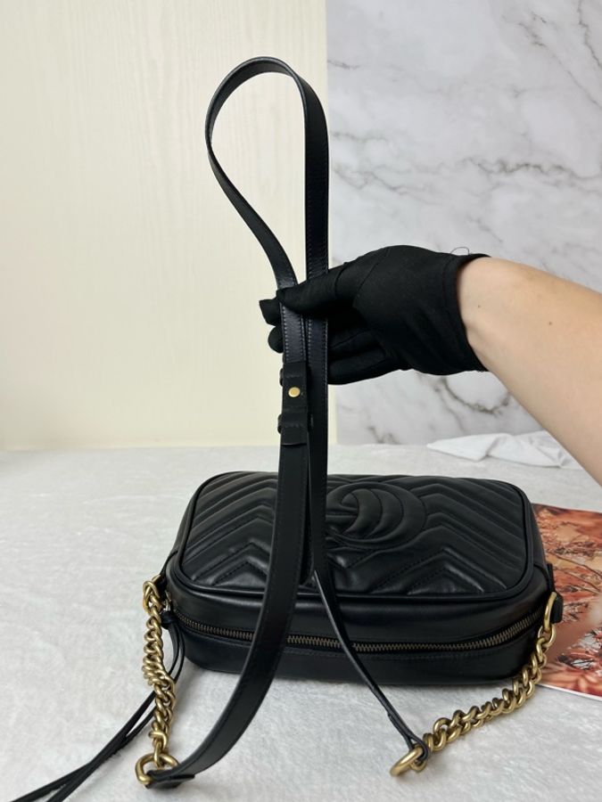 Gucci 雙 G Marmont 中號相機包-29