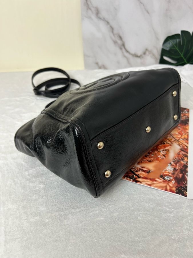 Gucci Soho 漆皮手提斜背-9