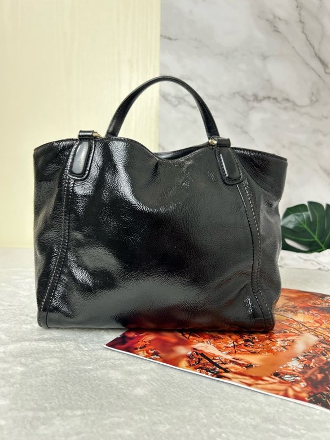 Gucci Soho 漆皮手提斜背-11