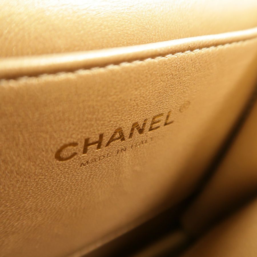 CHANEL 牛皮皮革Chic Pearl Flap Bag鏈帶肩背袋-5