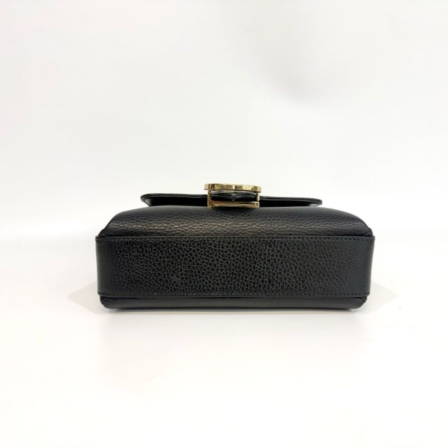 GUCCI黑金鏈條包607720-4