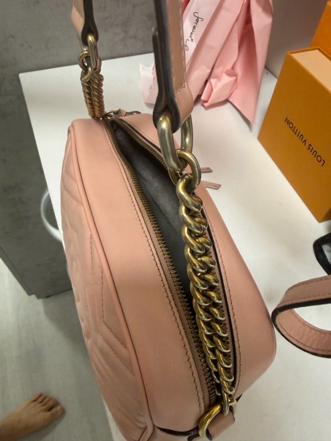 GUCCI  粉色MARMONT相機包-7