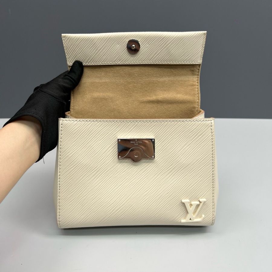 LV路易威登 白色水波紋mini克魯尼Cluny手提斜挎包-6