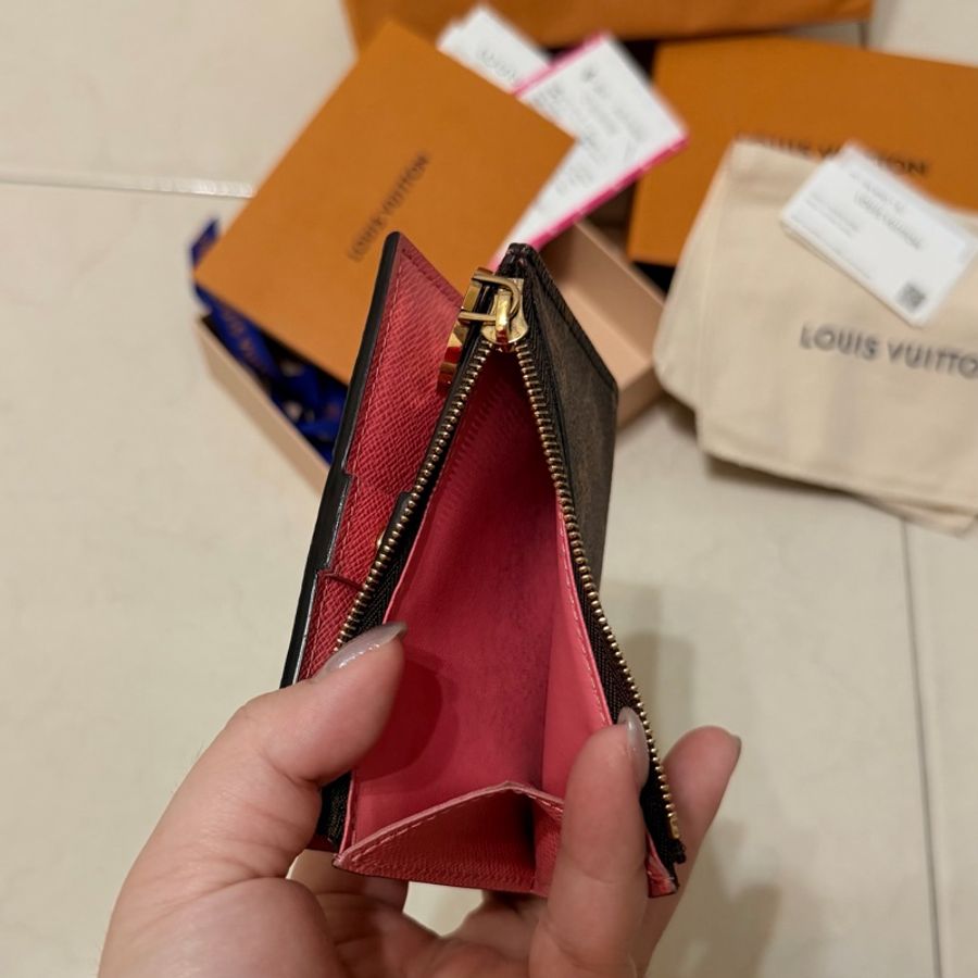 ［全配］Louis Vuitton（LV）Lisa短夾 帆布老花粉色內裏 皮夾-8