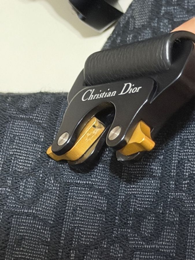 DIOR Saddle 黑刺繡老花馬鞍胸包-5