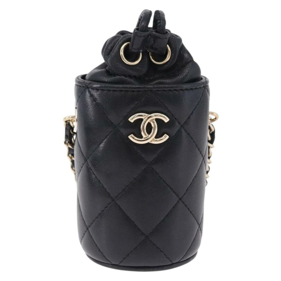 【日本直送】香奈兒 (CHANEL) 絎縫鏈條肩包，羊皮材質，黑色，金色雙C標誌，正品編號 193920SAM-12