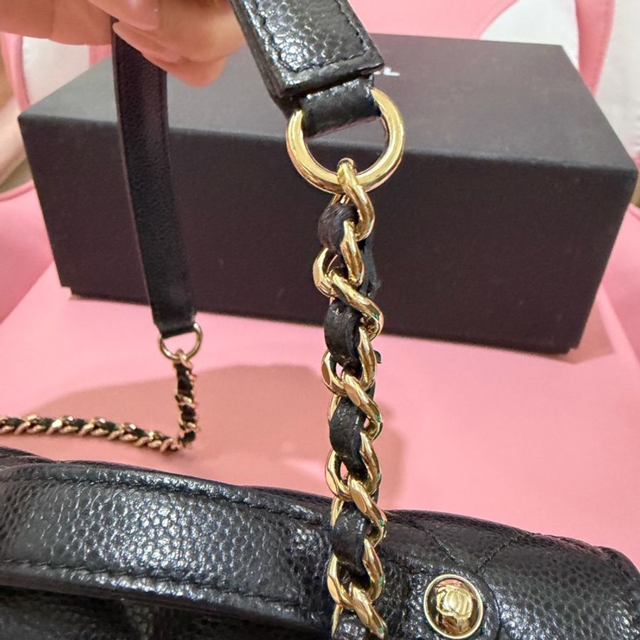 chanel 22b mini郵差包-19