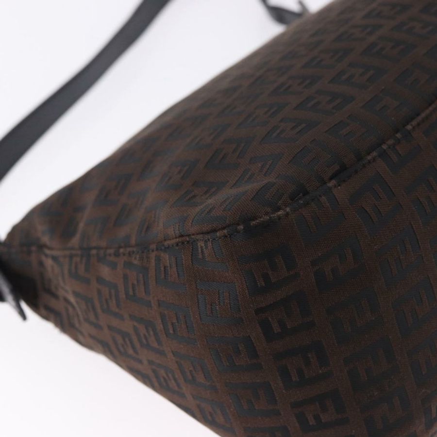 【日本直送】FENDI Zucchino 帆布 Mamma Baguette 單肩包 棕色 銀色 正品 195389V-12