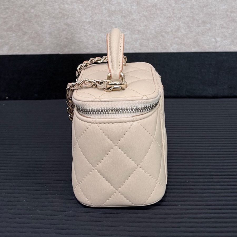 Chanel/香奈兒 羊皮菱格 mini手柄小盒子 化妝包 焦糖 奶茶色 23年-3