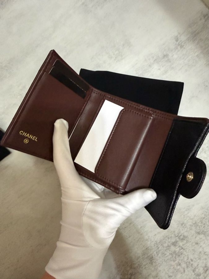 💖Chanel 經典荔枝紋 三折皮夾/短夾 💖 黑色金釦-3
