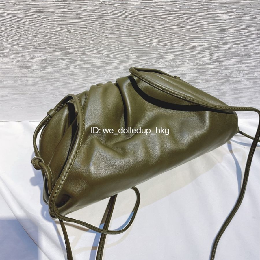 BV Mini Pouch 雲朵包 墨綠色-0