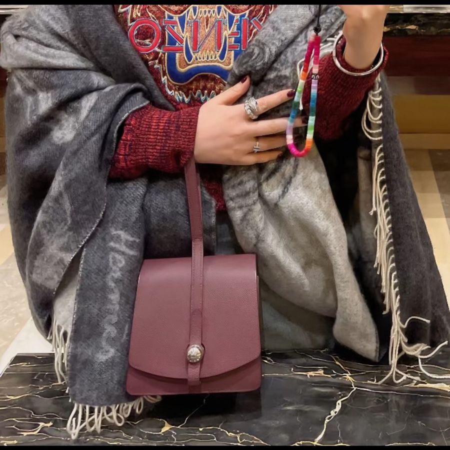 Moynat Madeleine 波爾多酒紅內拼斑鳩灰 瑪德琳圓扣手提小盒子 epsom皮99新✨️-1