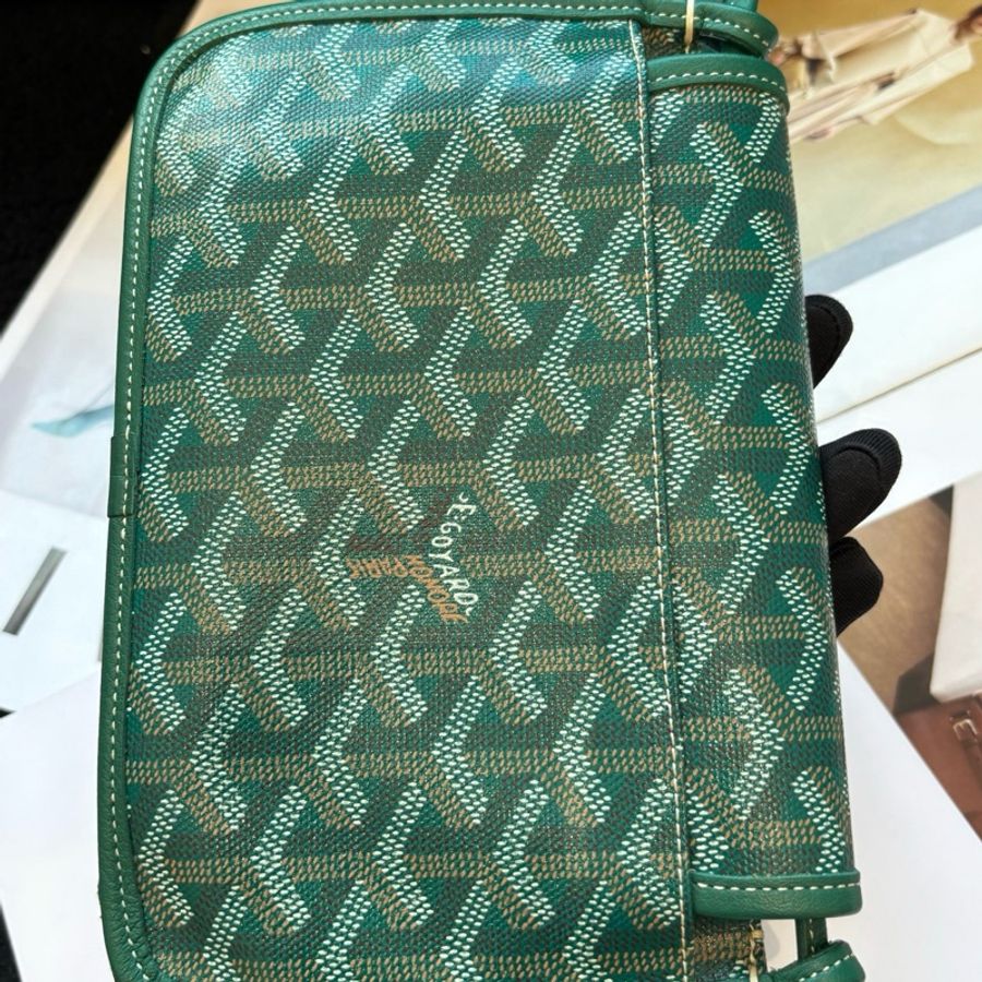 戈雅Goyard PLUMET綠色斜挎包郵差包-2
