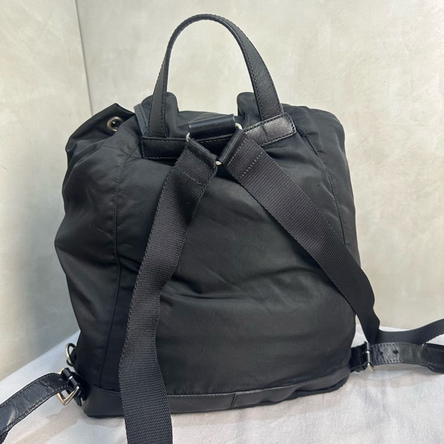 【赫蒂國際精品】 Prada黑色尼龍後背包vintage-5
