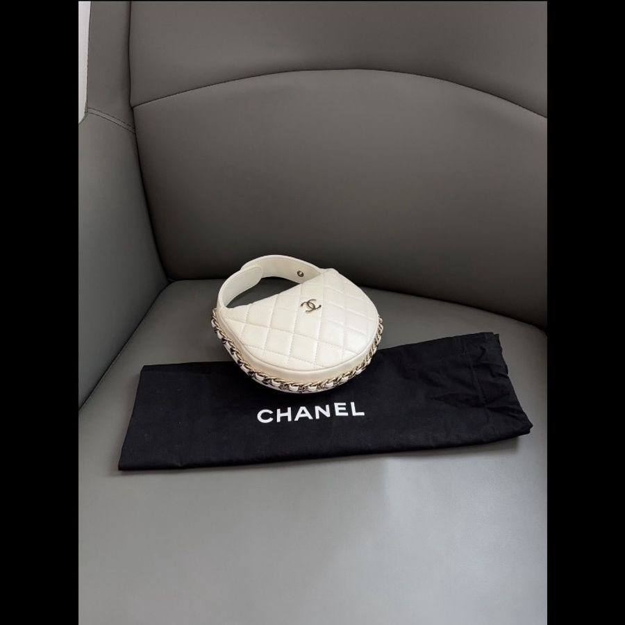 Chanel香奈兒 23c Pouch白金呼啦圈月牙包 新款鐳射99新✨️-6