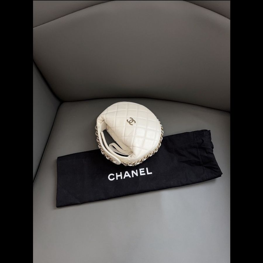 Chanel香奈兒 23c Pouch白金呼啦圈月牙包 新款鐳射99新✨️-7