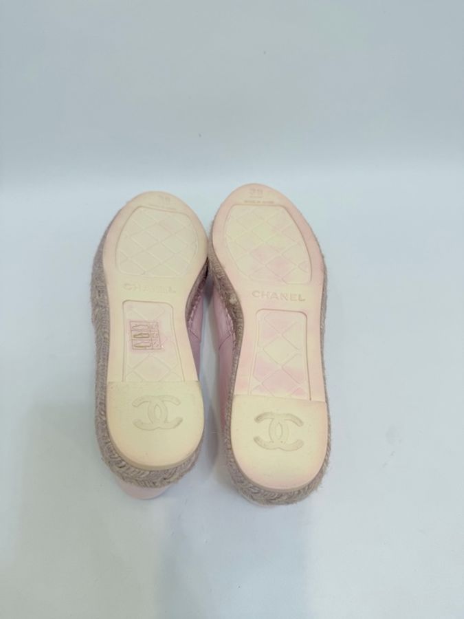 Chanel 粉紅羊皮雙C漁夫平底鞋38號-16