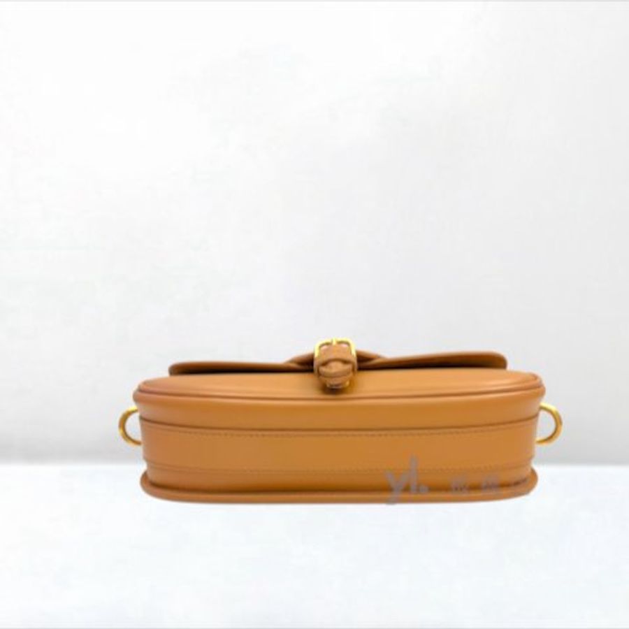 Y2103-DIOR 焦糖牛皮金釦East-West Bobby肩背包-4