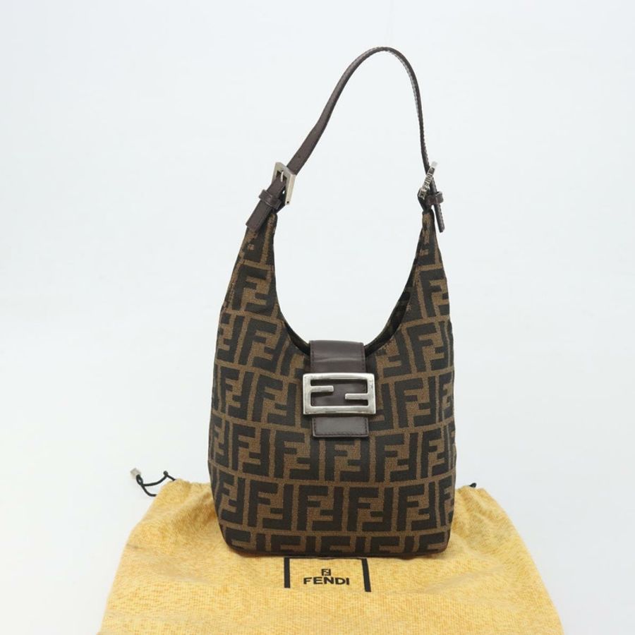 【日本直送】FENDI Zucca帆布Mamma Baguette單肩包 棕色/黑色 正品 196011V-11
