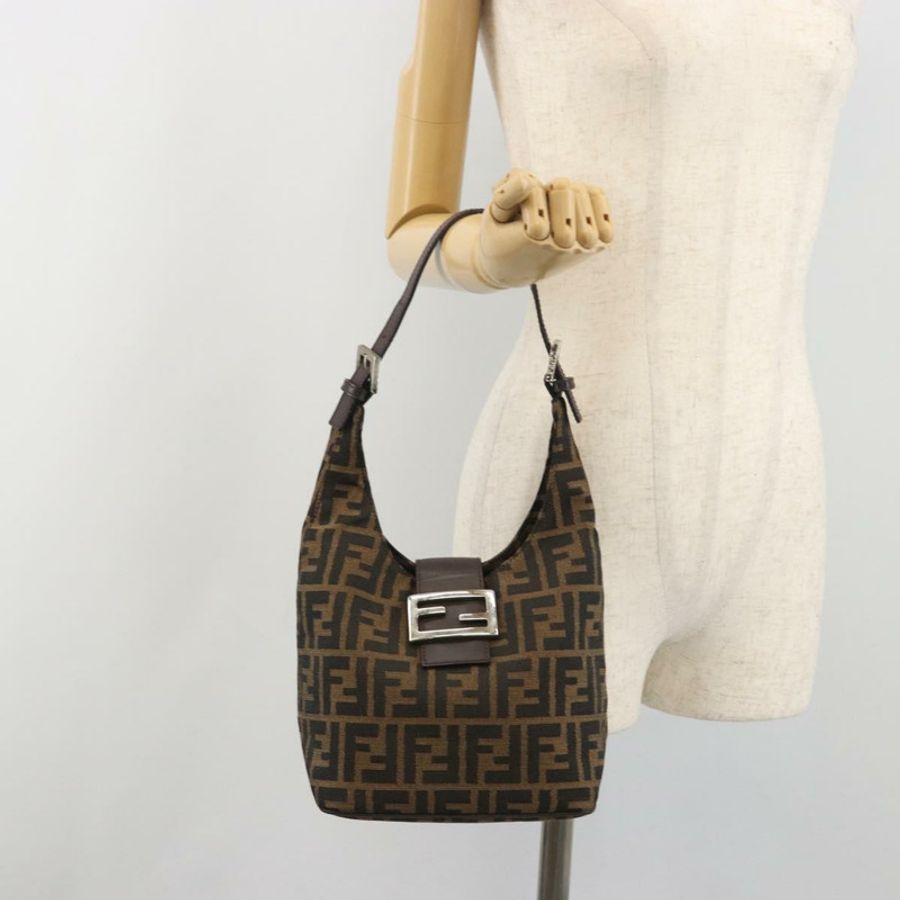 【日本直送】FENDI Zucca帆布Mamma Baguette單肩包 棕色/黑色 正品 196011V-24