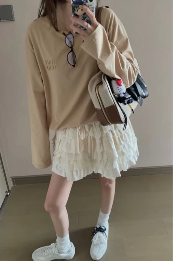 MIU MIU 卡其色立體浮雕logo長袖上衣 SizeM-1