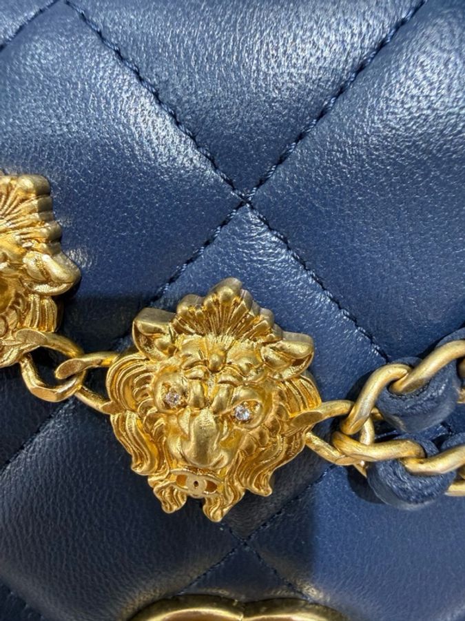 Chanel 香奈兒 woc包 深藍色 23年芯片款 經典菱格紋 金色五金-6