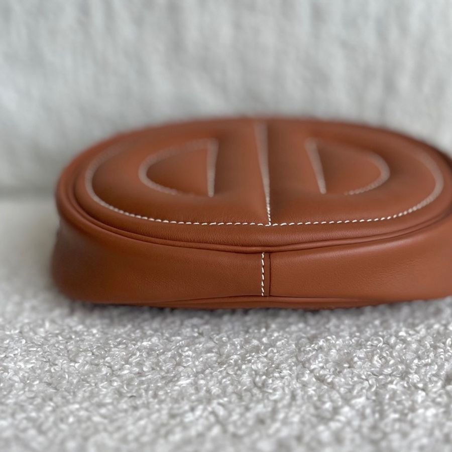 Hermès 愛馬仕intheloop豬鼻子腰包S皮金棕銀扣Z刻-6