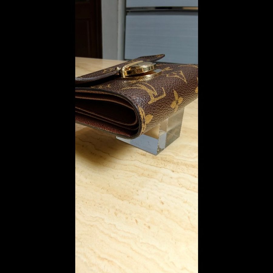 【甜甜價】LV 經典 Monogram 無尾熊扣短夾(二手專櫃正品)-13