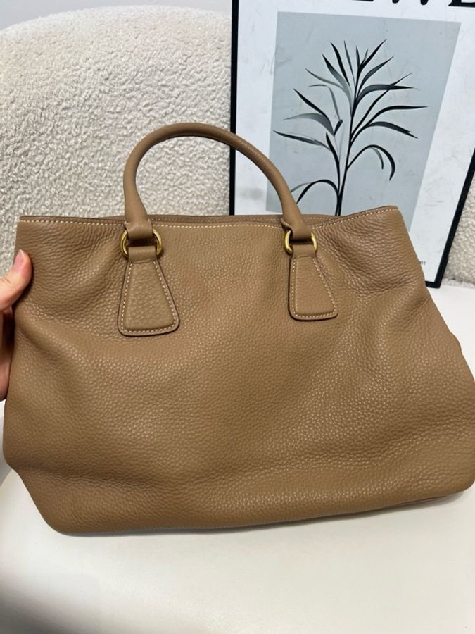 Prada 普拉達 灰色殺手包 底長36-8