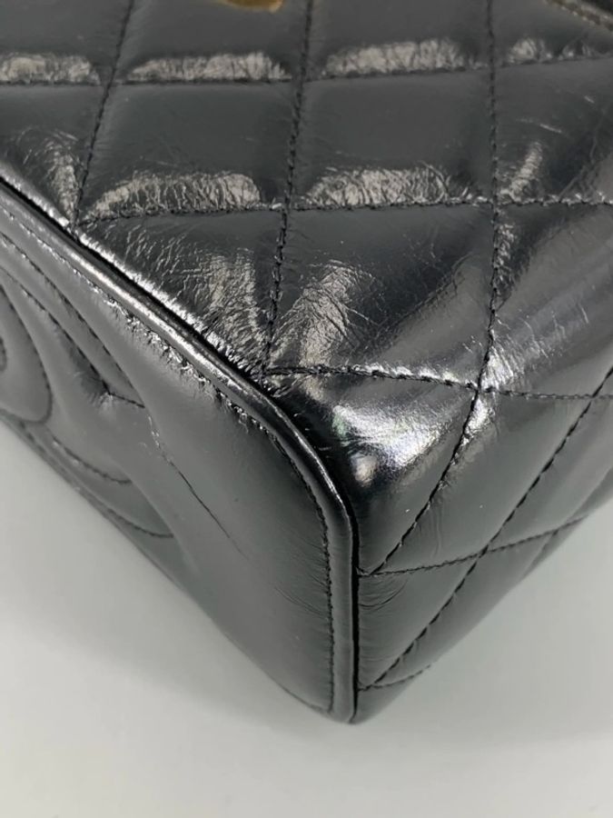 香奈兒24B化妝盒黑金油蠟皮 全套 尺寸16.5~10~8cm Chanel 24B Vanity Case, Black Shiny Calfskin & Gold Hardware, Full Set Size: 16.5~10~8 cm-4