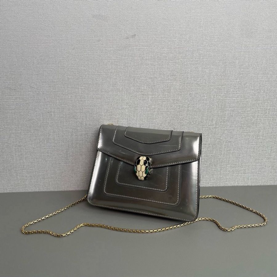 ✨Bvlgari寶格麗｜Serpenti Forever蛇頭包 漆皮小號鏈條包｜98新-3