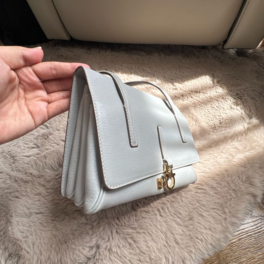 Ferragamo Vintage 風琴肩背包 木偶灰-2