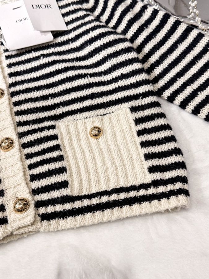 Dior Cardigan 黑白條紋金扣針織開衫-6