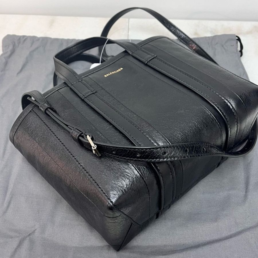 Balenciaga black tote bag-3