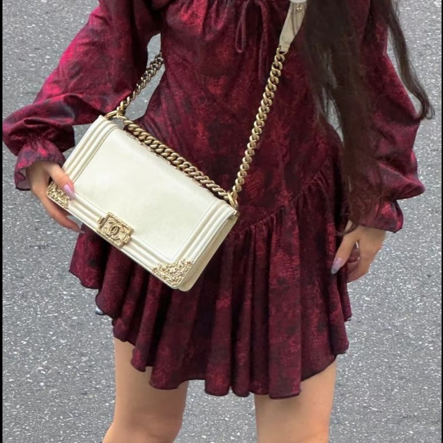 Chanel香奈兒 Leboy中號 凡爾賽宮廷浮雕款 98新✨️-0