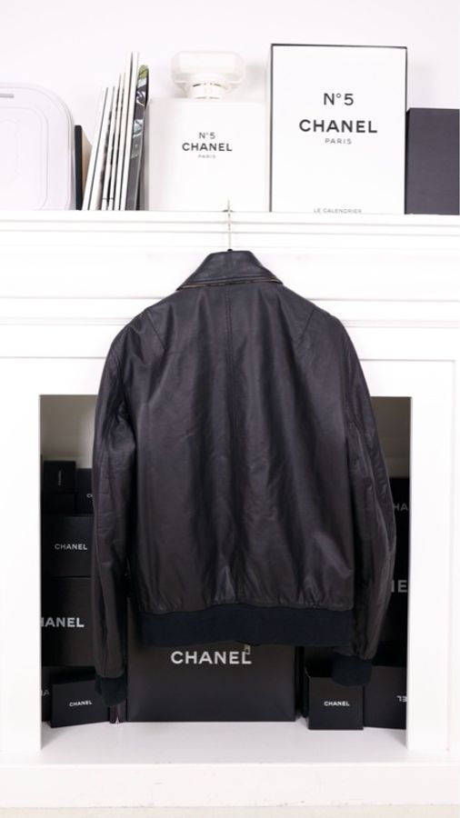 Burberry黑色pu两口袋拉链夹克外套-1