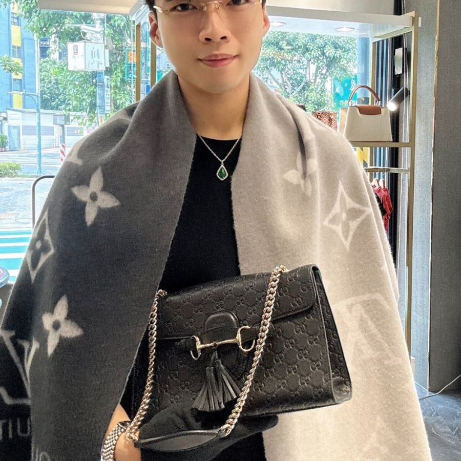GUCCI 牛皮壓紋流蘇鏈包 大款 黑色-0