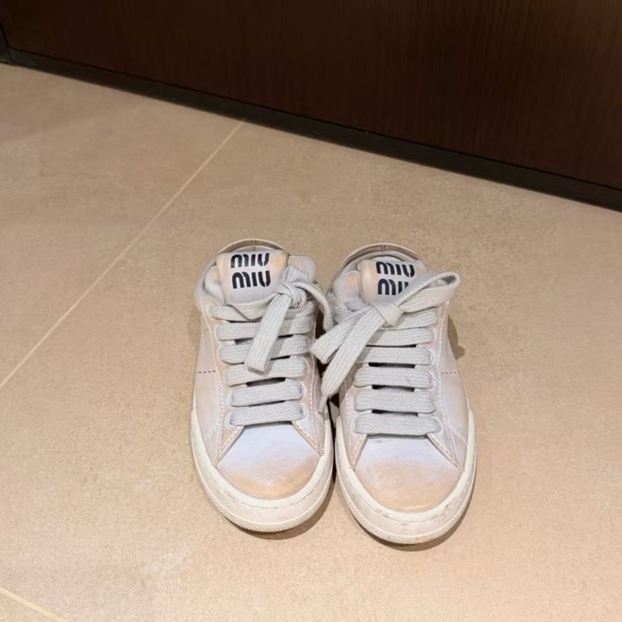 Miu Miu 做舊款髒髒奶白色半拖 牛皮小髒鞋 37-1
