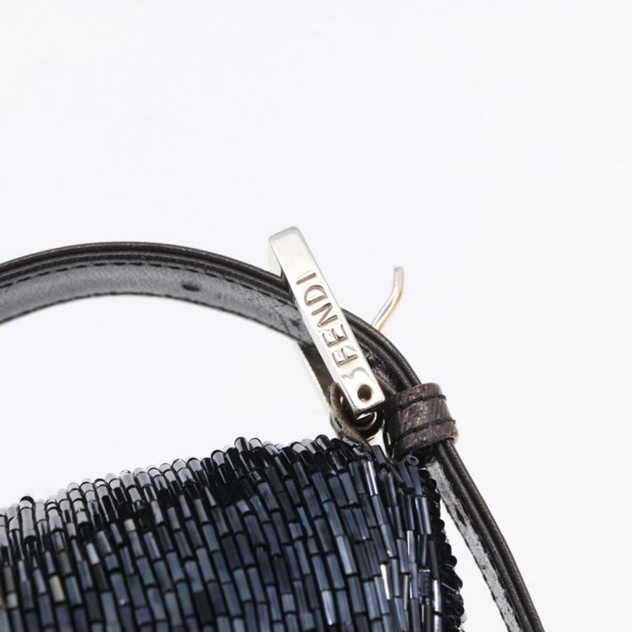 【日本直送】FENDI Mamma Baguette 單肩包 串珠 海軍藍 銀色 正品 yk20696SAM-13