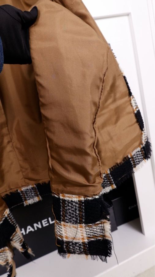 Chanel 07年秀款格纹翻领两口袋皮衣外套-34