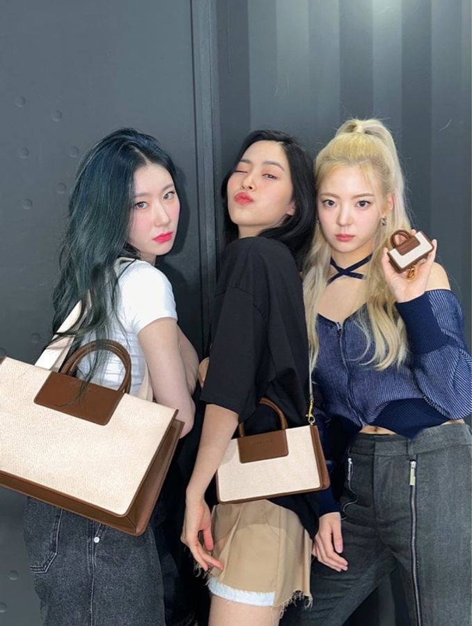 Charles & Keith ITZY 聯名 It’s MINE 系列 大款-2