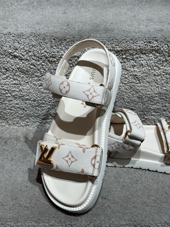 Louis Vuitton 路易威登 白色金屬logo魔術貼涼鞋 37碼-3