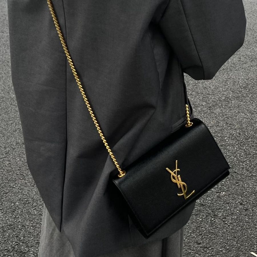 ✿ 小號 / YSL黑色金釦魚子醬KAET斜背包-1